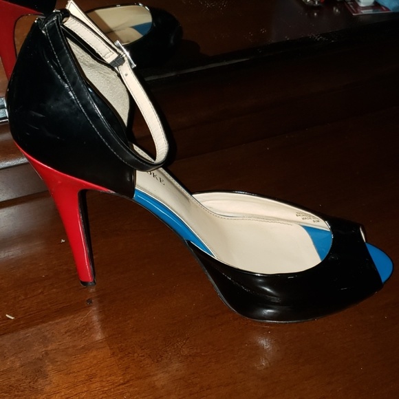 Open Toe Heels - Picture 2 of 2